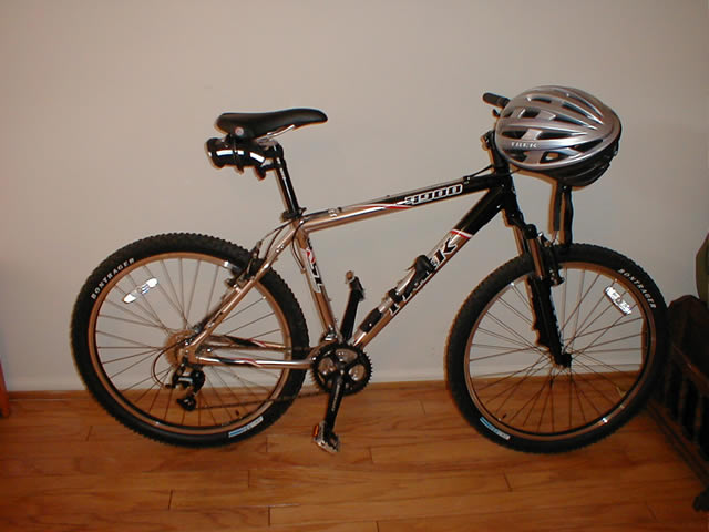 Trek 4900